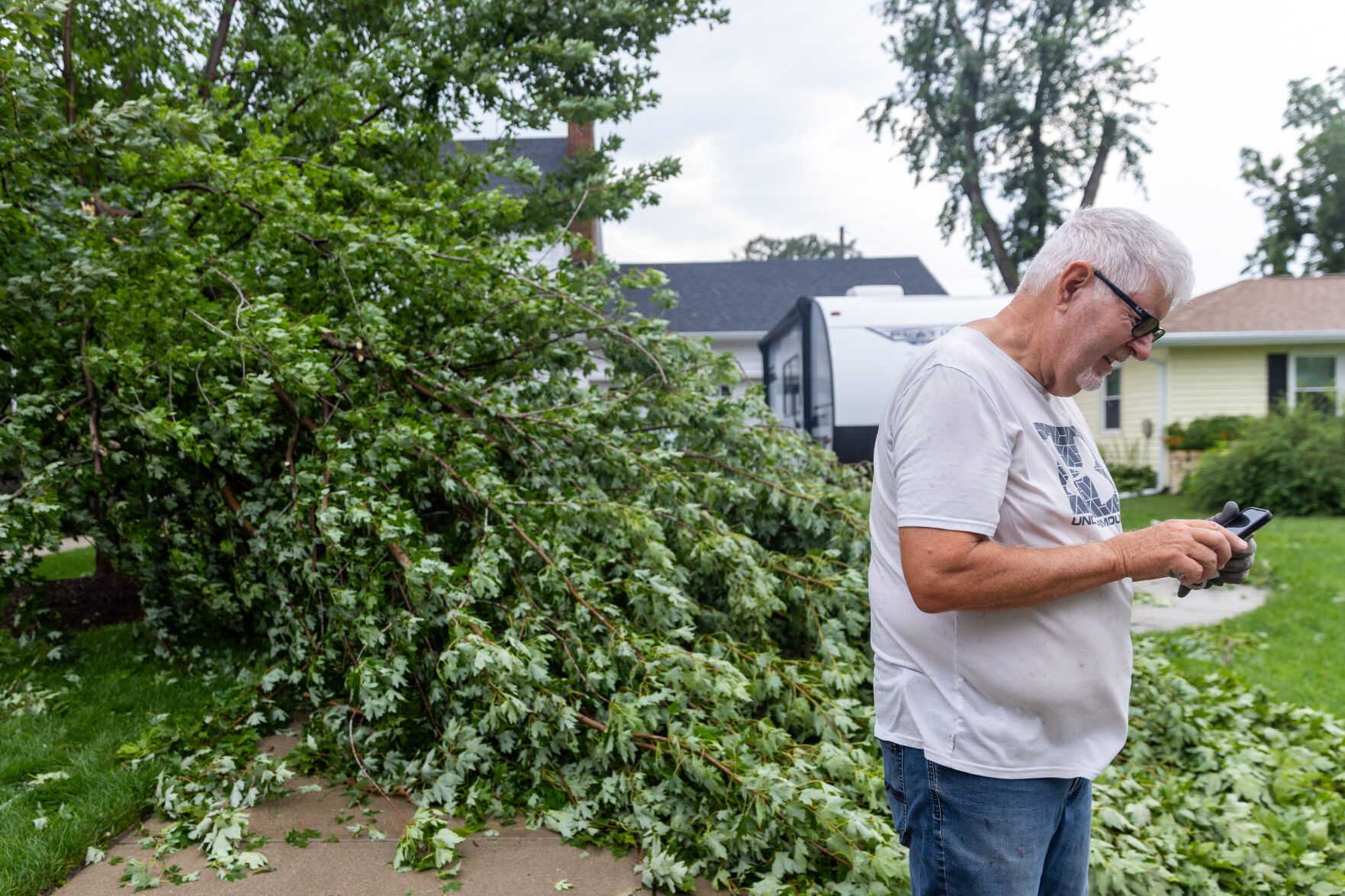 080925-owh-new-stormdamage-mm-03.JPG